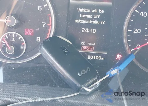 2022 Kia K5 Gt-Line z USA, uszkodzony, nr VIN 5XXG64J28NG133194